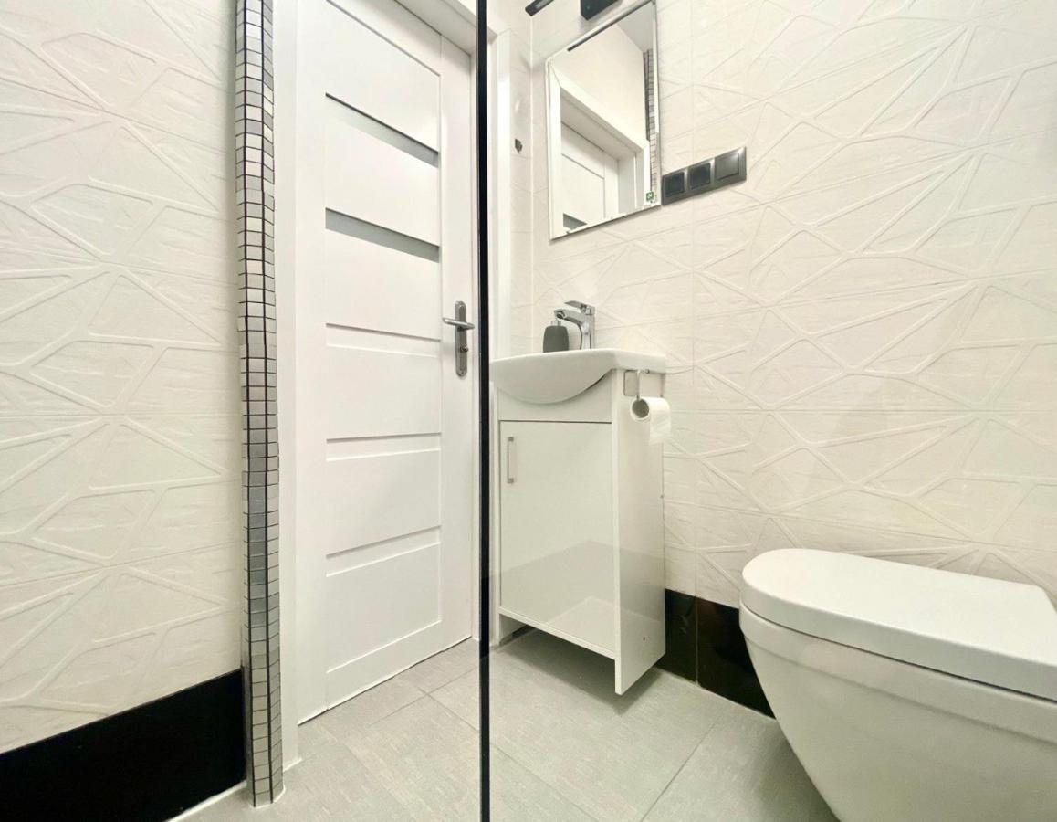 K22 Al Jana Pawla II Apartments 1 Варшава Экстерьер фото